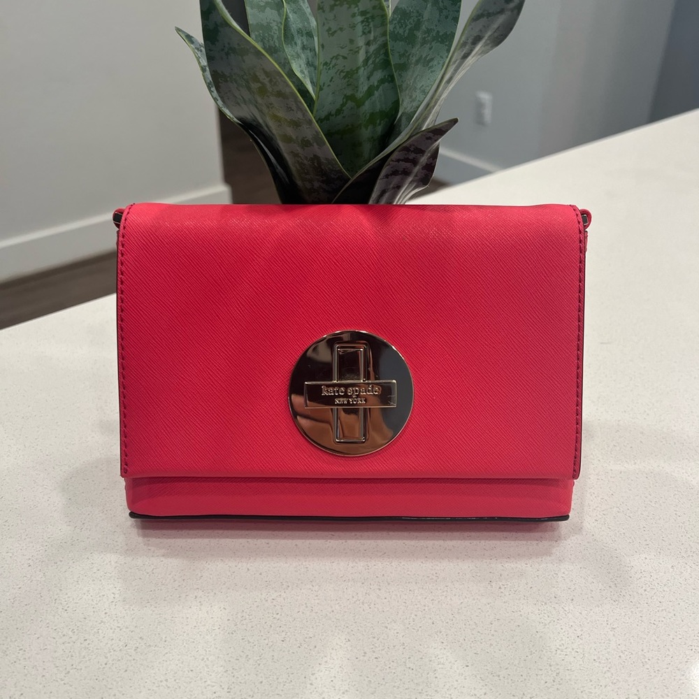 Kate Spade Sally Newbury Lane Crossbody Color: Salmon